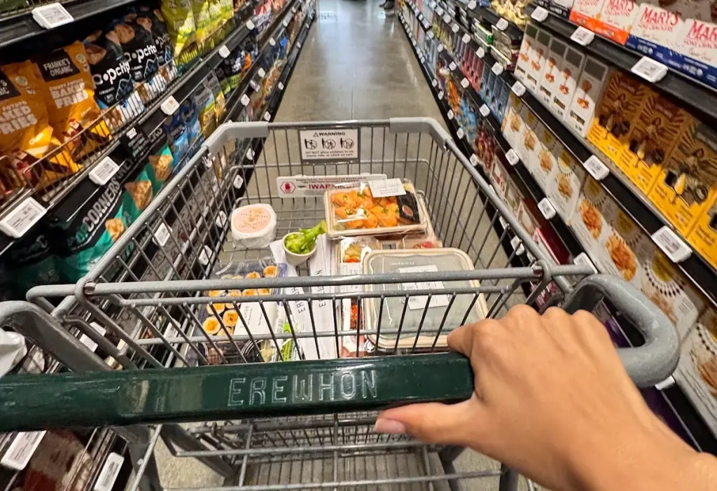 Where celebrities eat: Erewhon - Photo by Mar Yvette