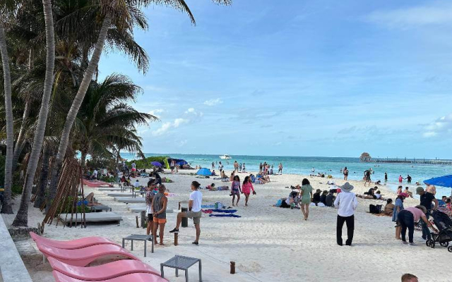 Playa Norte on Isla Mujeres: Photo by Mar Yvette