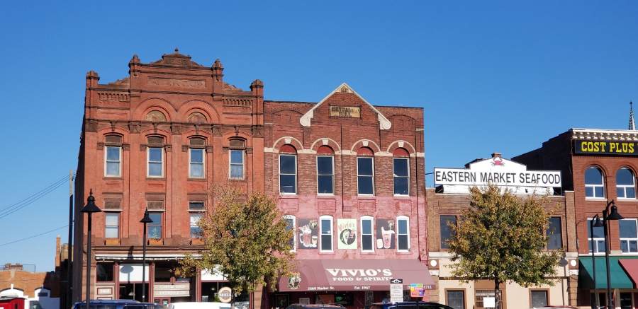 Best things to do Detroit; Eastern Market - Photo by Mar Yvette